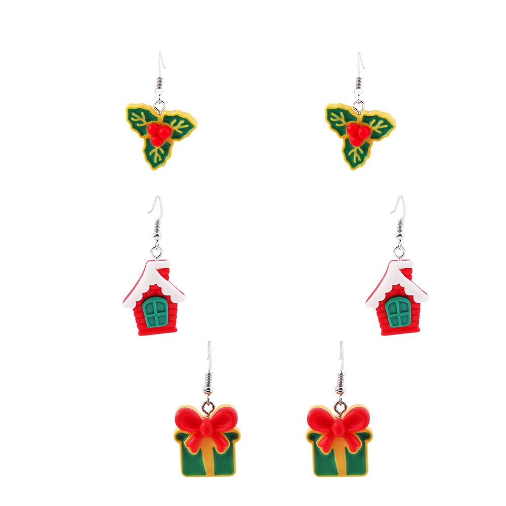 Wholesale Christmas Cartoon Cream Gum Resin Cottage Clover Plastic Earrings