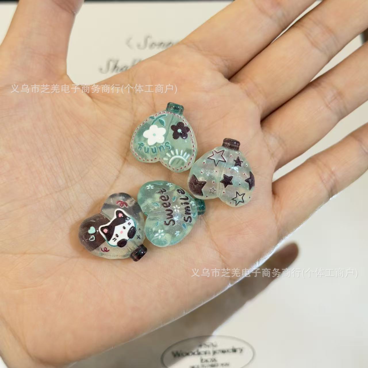 Wholesale 10pcs embossed fine sparkling blue coffee balloon acrylic beads