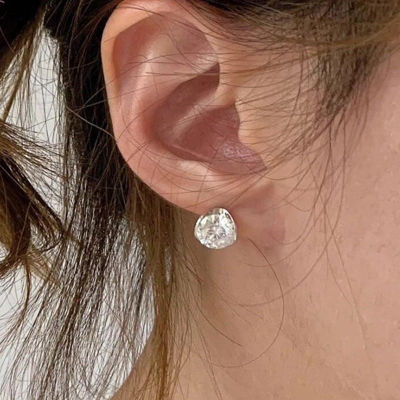 Wholesale Asymmetrical Super Flash Zircon Gold Earrings Simple Design Earrings