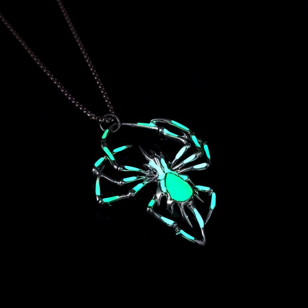 Wholesale Halloween three-dimensional luminous spider necklace
