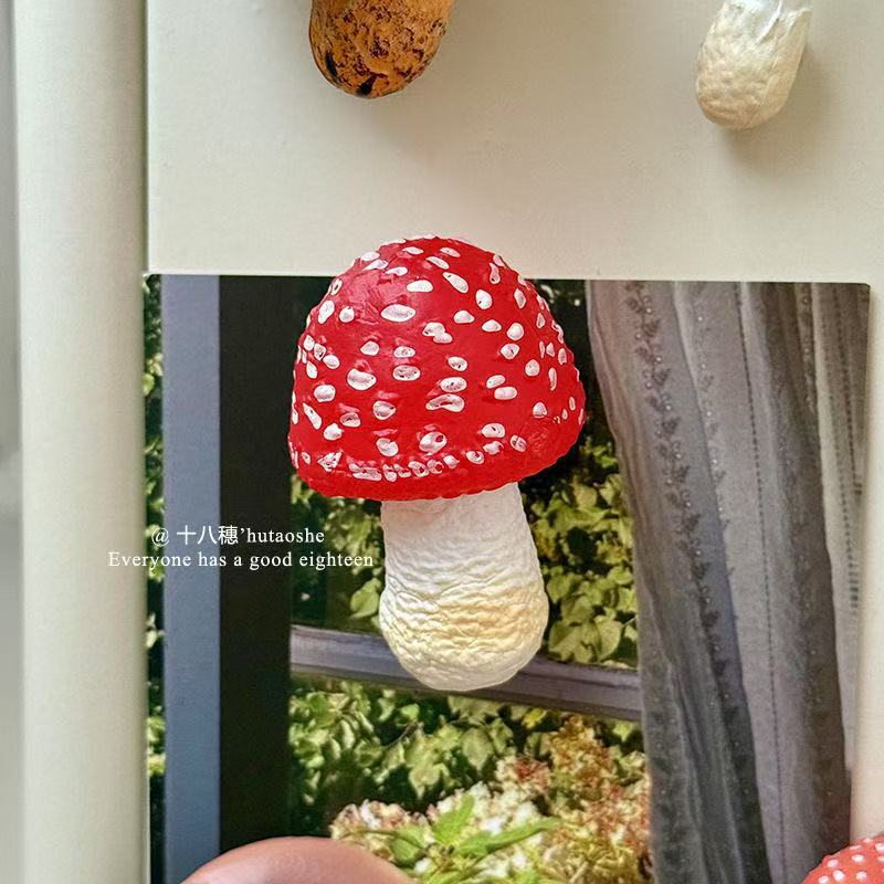 Wholesale Simulation  mushroom shiitake mushroom refrigerator magnet