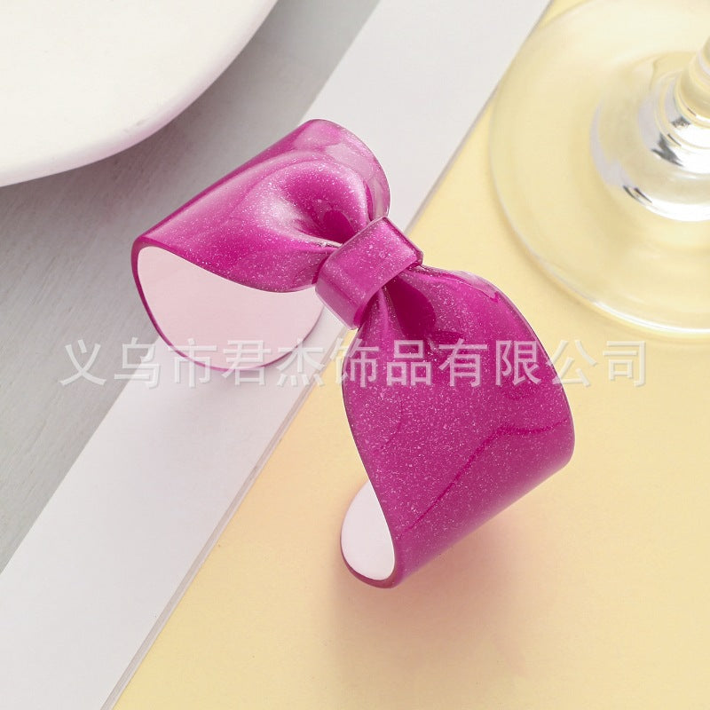 Wholesale Exaggerated shiny leopard-print bow resin bracelet