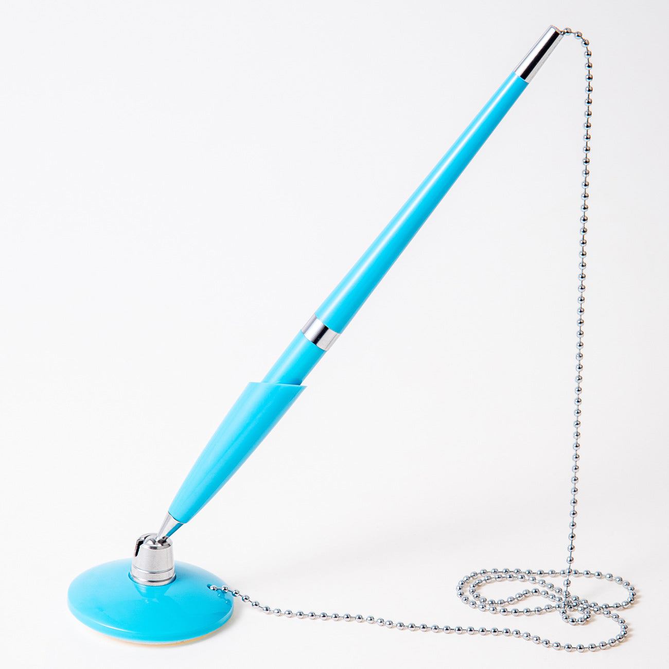 Bolígrafos de escritorio de plástico al por mayor