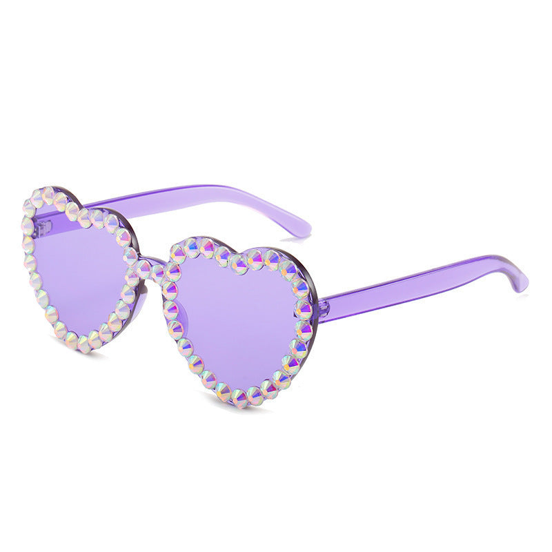 Wholesale Gorgeous Diamond Studded Fashion Love Heart Trendy Decorated Sunglasses