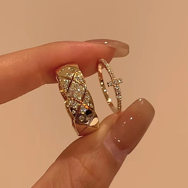 Wholesale Diamond-set diamond-patterned wide diamond cross stacked ring