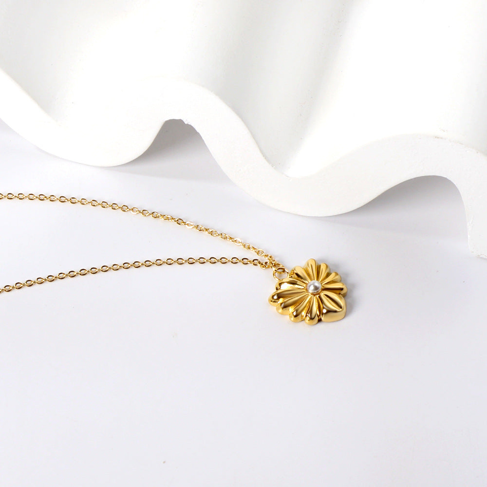 Wholesale 18k Gold-Plated Heart Pendant Stainless Steel Necklace