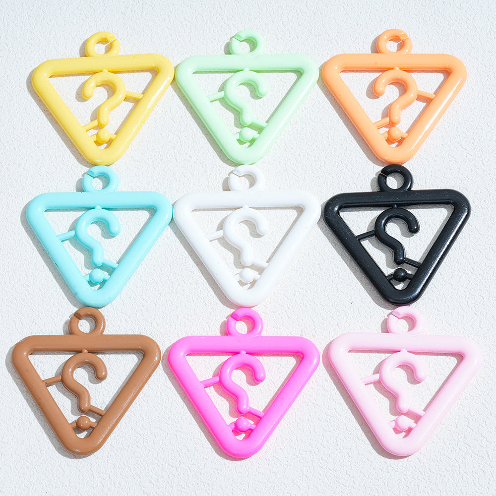 Wholesale  10pcs Corner question mark perforated acrylic beads