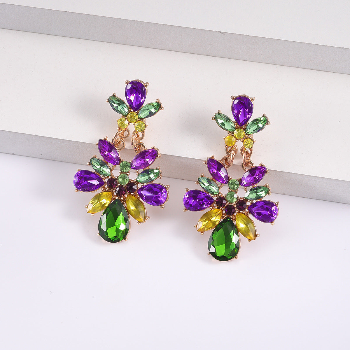 Wholesale carnival earrings classic three-color diamond personality jewelry