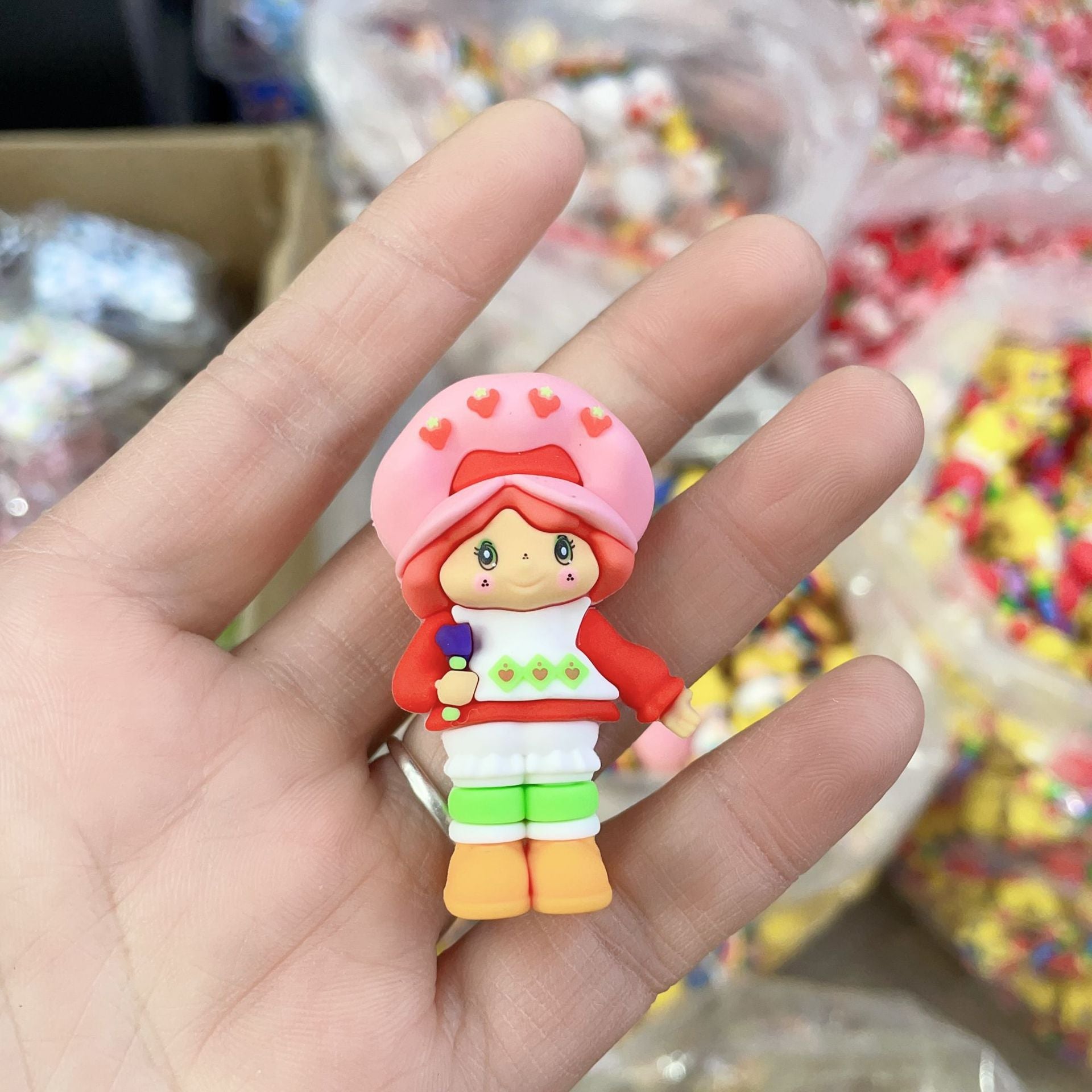 Wholesale Mixed batch live streaming hot selling soft rubber strawberry little girl DIY bead OLY Exclusive
