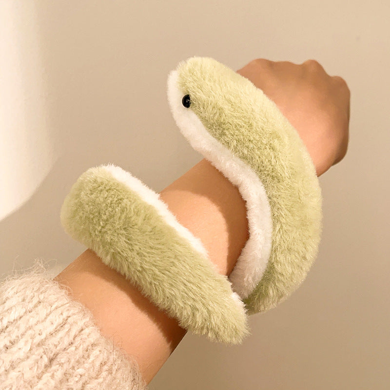 Wholesale Cute cartoon plush keychain