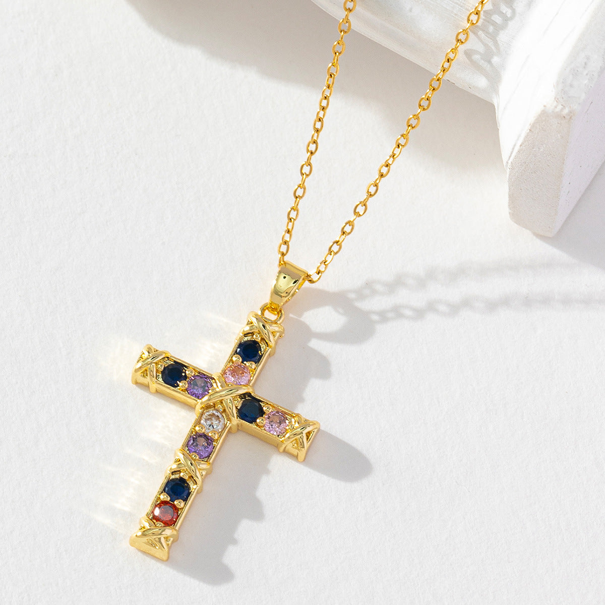 Wholesale Gilded Cross Geometry Zircon Vintage Pearl Necklace
