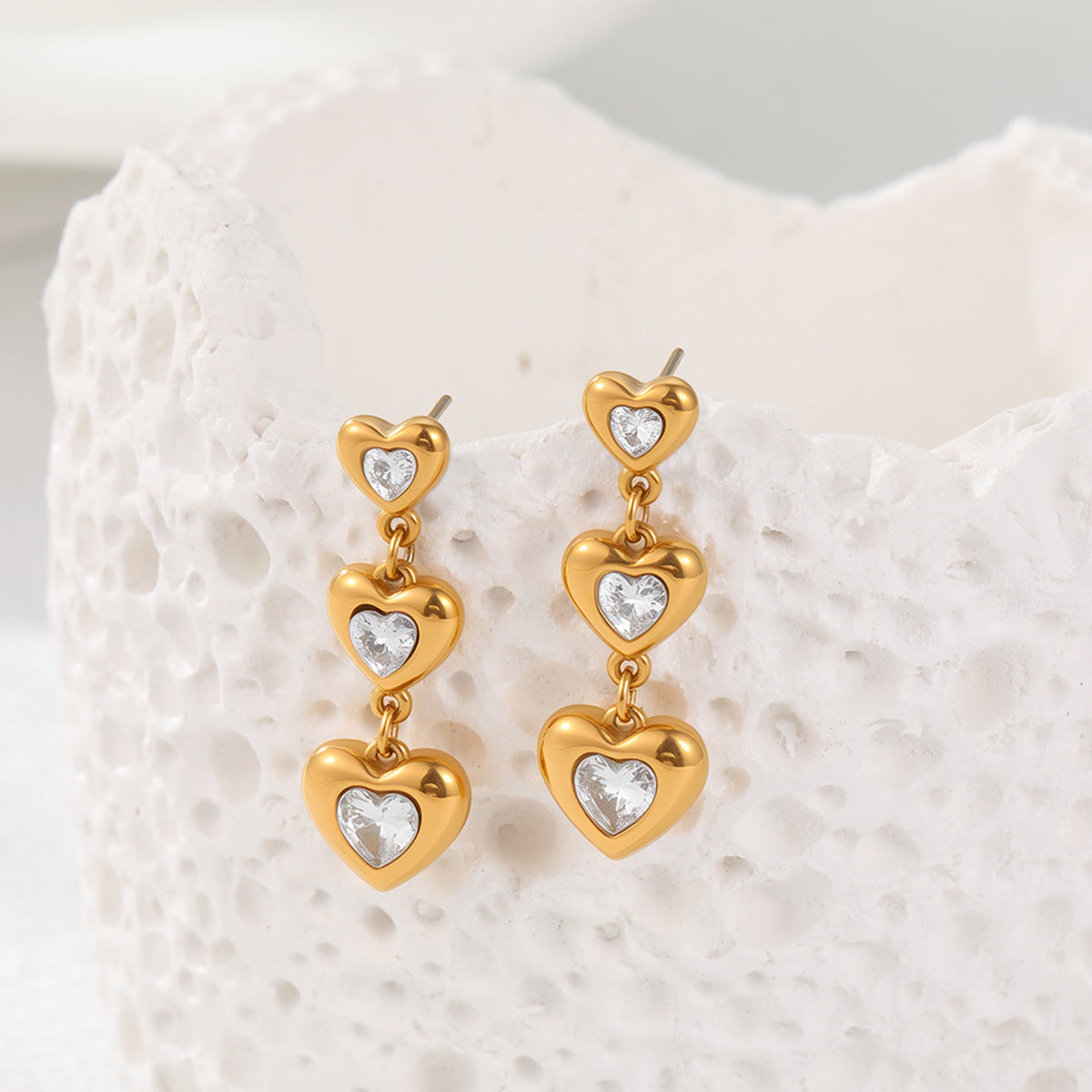 Wholesale  Heart-shaped Zircon Stainless Steel Earrings
