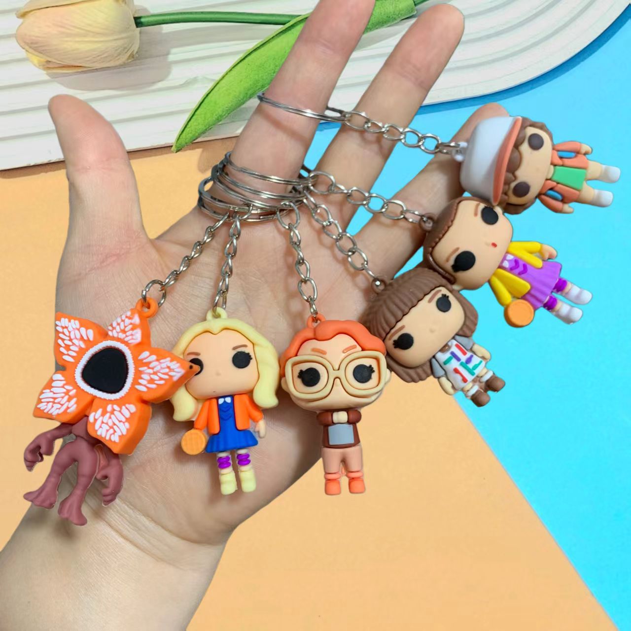 Wholesale Colorful cartoon flowers Keychains
