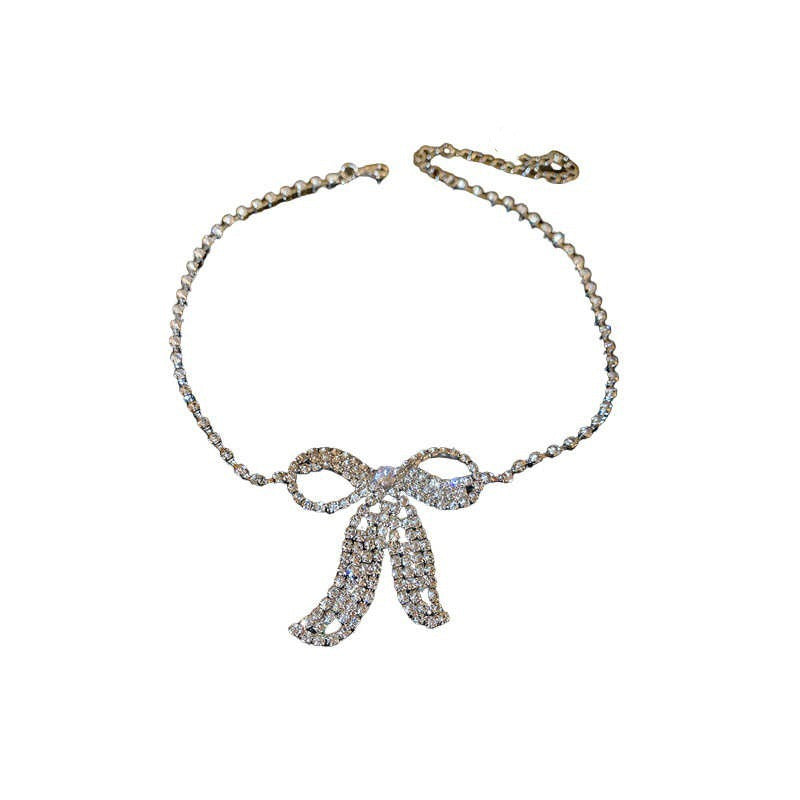 Wholesale Temperament Full of Diamonds, Large Rings, Pearls, Female Chains, Bone Chains