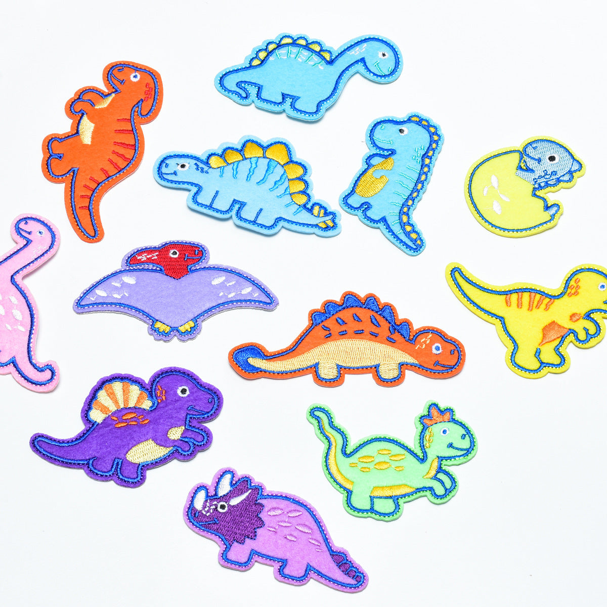 Wholesale Trendy Embroidered Fabric Patches 12 Pack Dinosaur Cartoon Animal Sew On Clothing Decorative DIY Patches For Resale