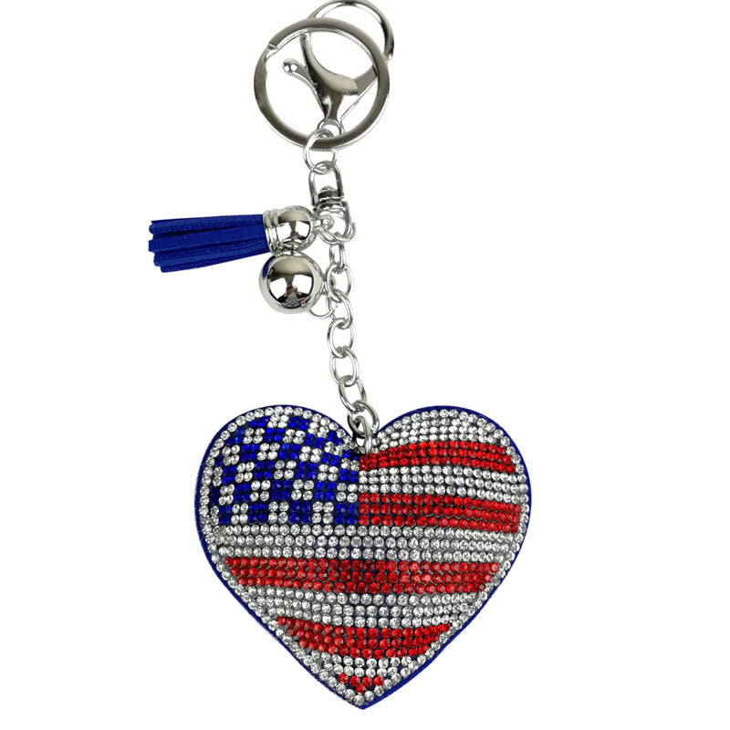 Wholesale 4pcs Diamond-embedded peach heart bag pendant fashion Tassel Keychain