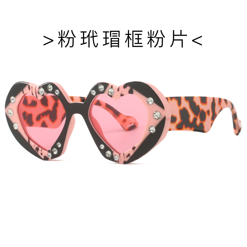 Wholesale Diamond Heart Leopard Print Sunglasses