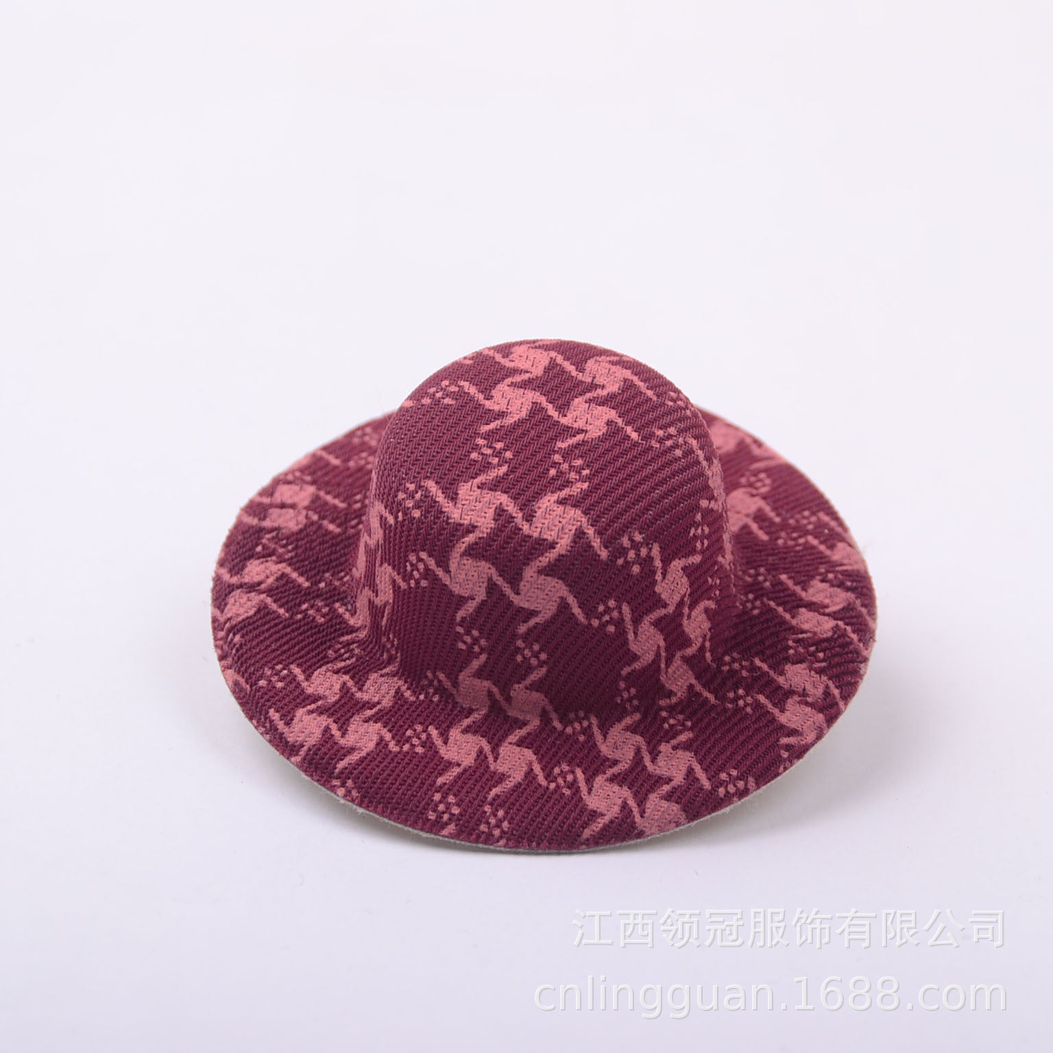Wholesale Mobile phone pendant perfume holder hat ornaments doll accessories diy hand-made Meng Qiqi hat vintage printing 5.8CM