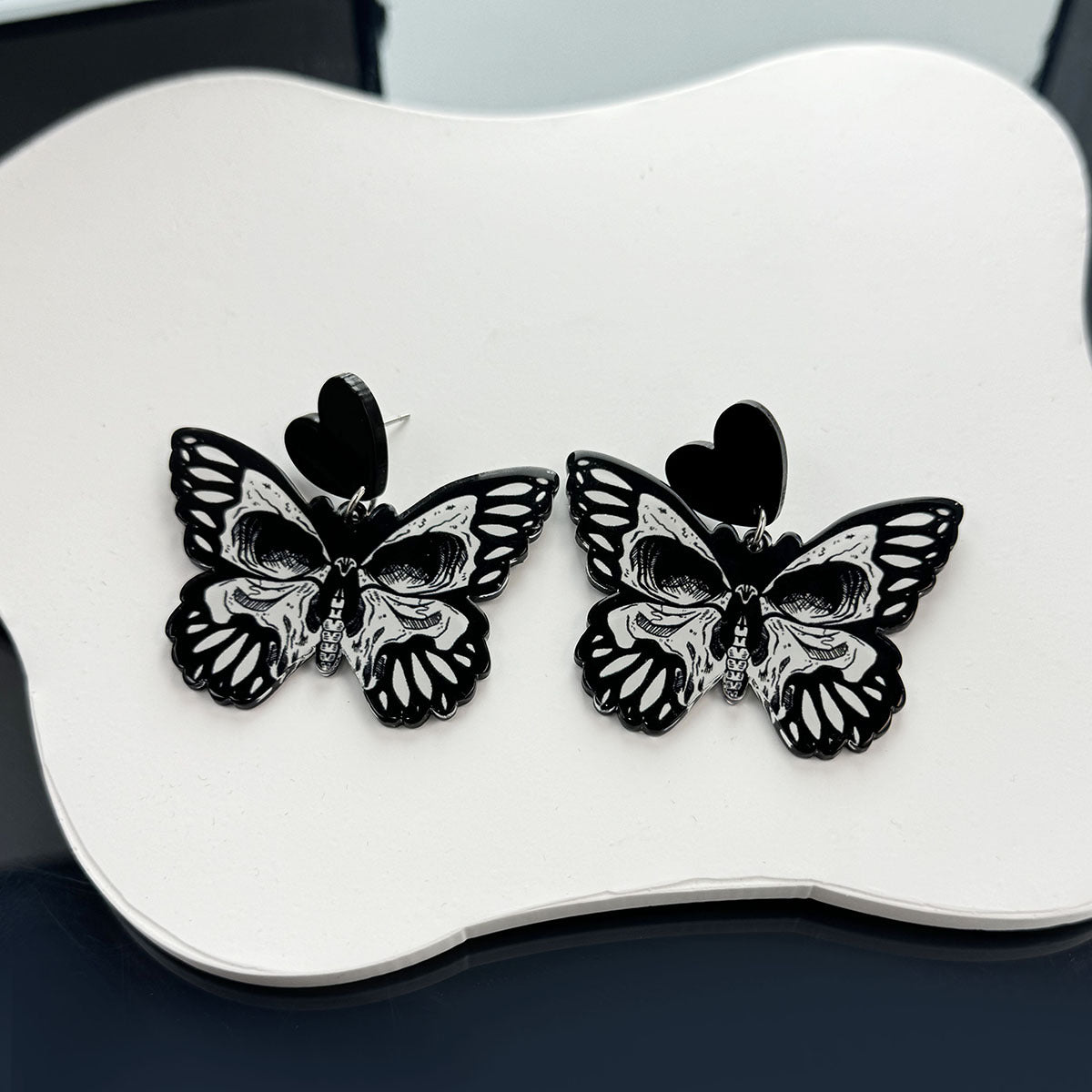 Wholesale  funny screaming ghost earrings