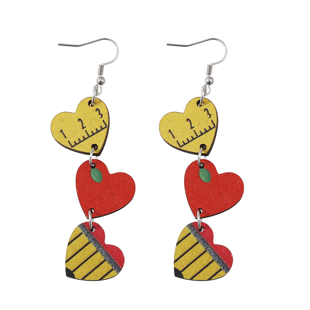 Pendientes de madera del corazón de la regla de manzana de manzana al por mayor