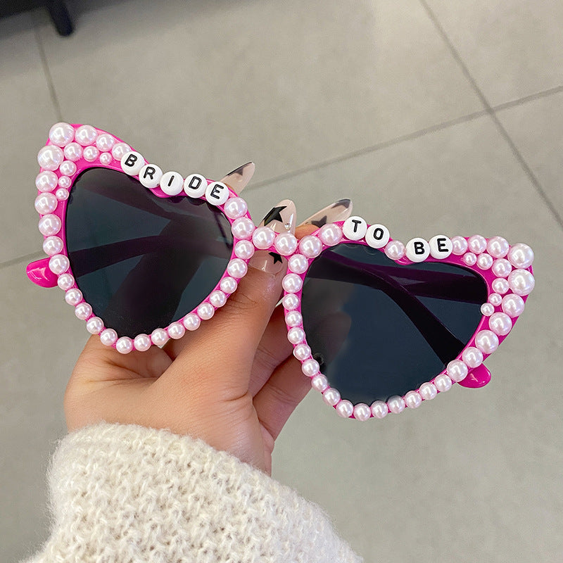 Wholesale Diamond letter pearl heart sunglasses
