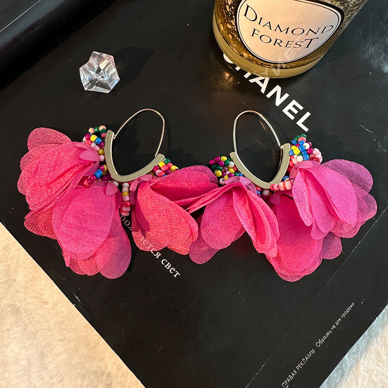 Pendientes de aleación de borde de arroz con forma de arroz de forma de arroz