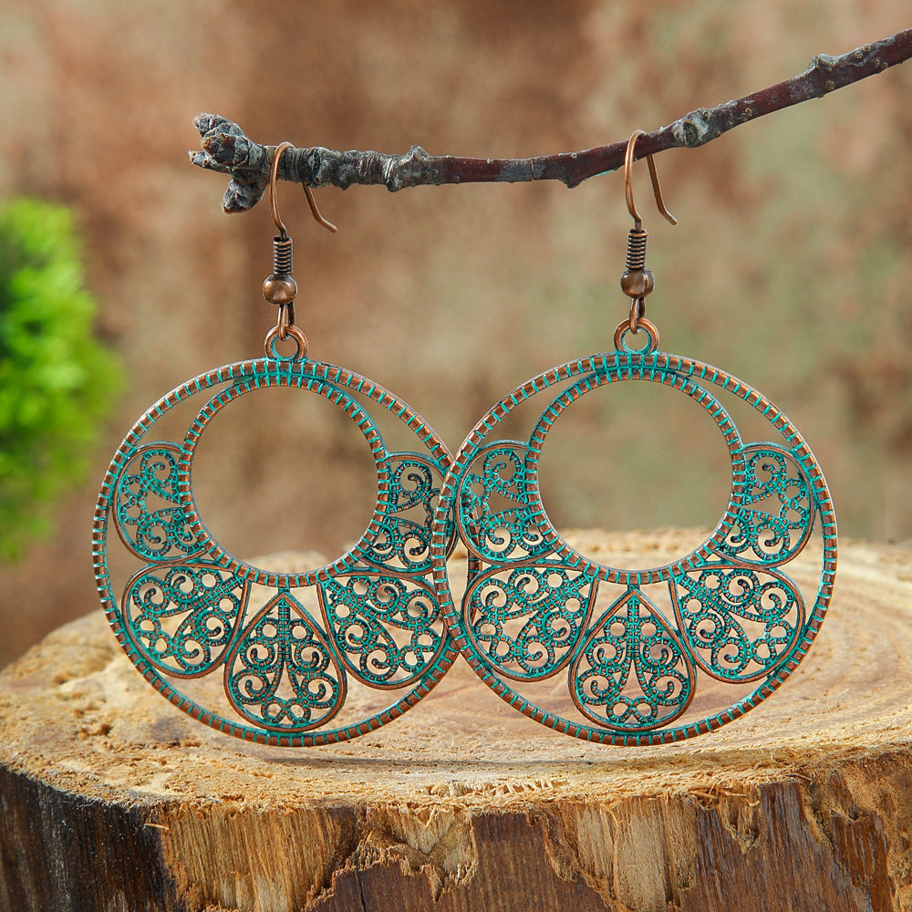 Wholesale Stylish Bohemian Hollow Out Alloy Earrings Retro Geometric Leaves Design Drop Earrings For Women Trendy Fashion Jewelry Accessory