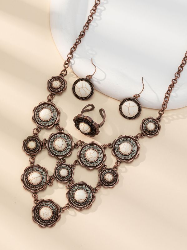 Wholesale Bohemian vintage multi-layered round white and blue pine necklace