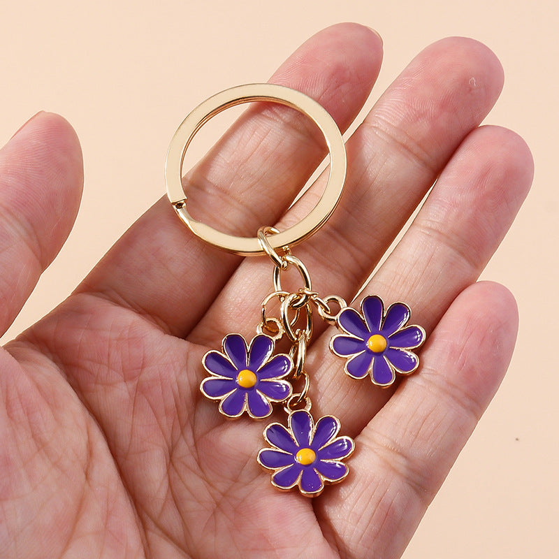 Wholesale Daisy Metal Keychain Flower Accessories Pendant