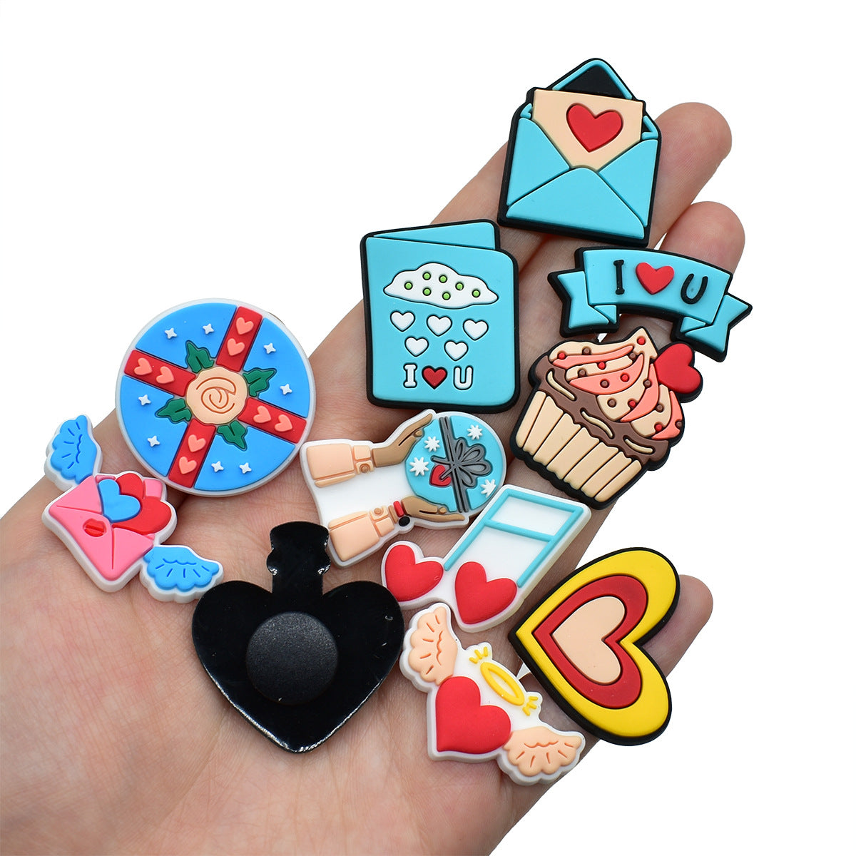 Wholesale Random 100pcs Valentine' s Day Series Blue Cartoon Croc Charms