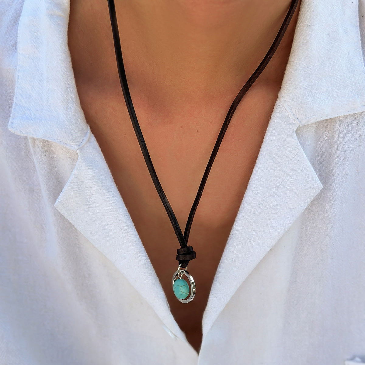 Wholesale Ring Turquoise Vintage Leather Collarbone Chain