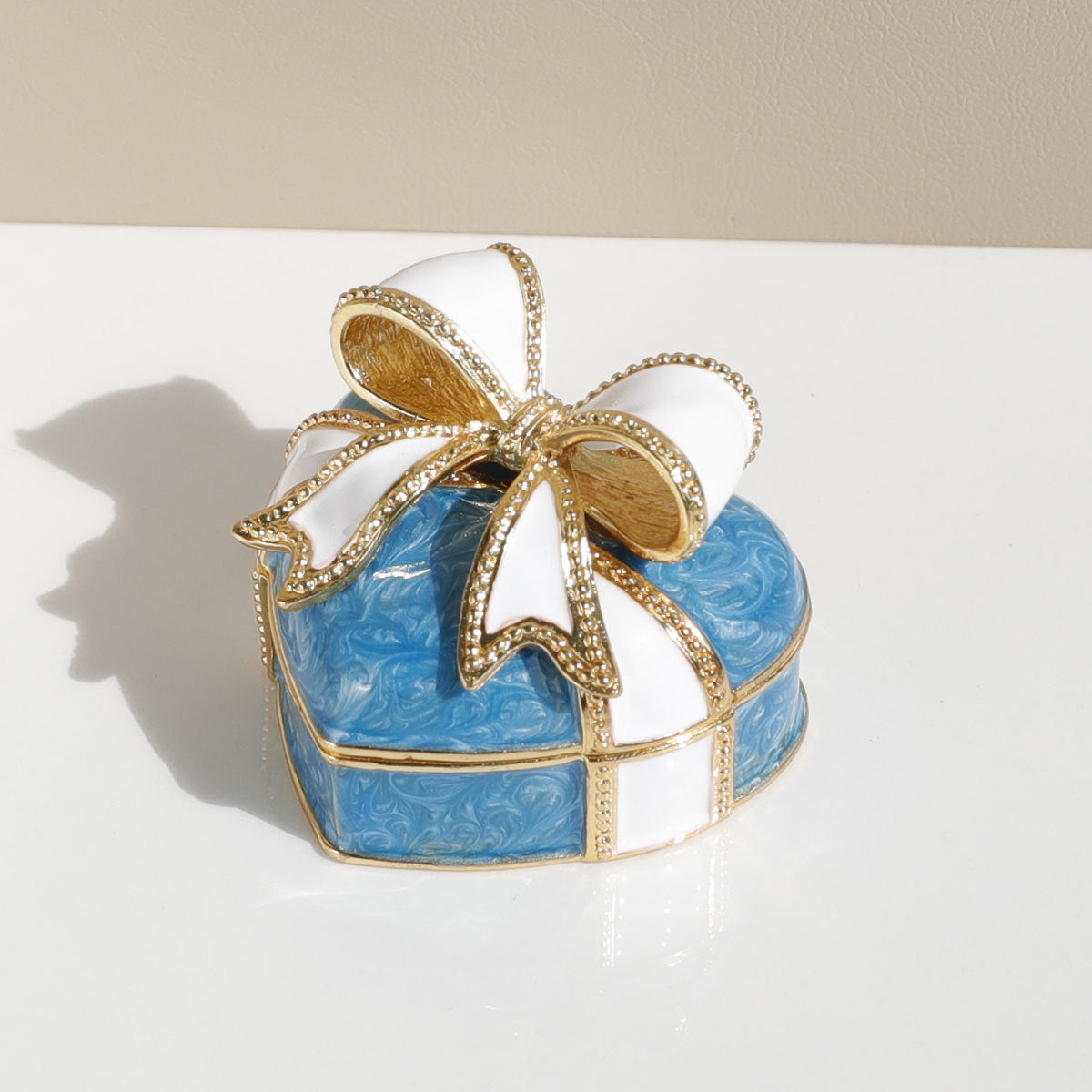 Wholesale Creative Love Bow Jewelry Alloy Storage Box