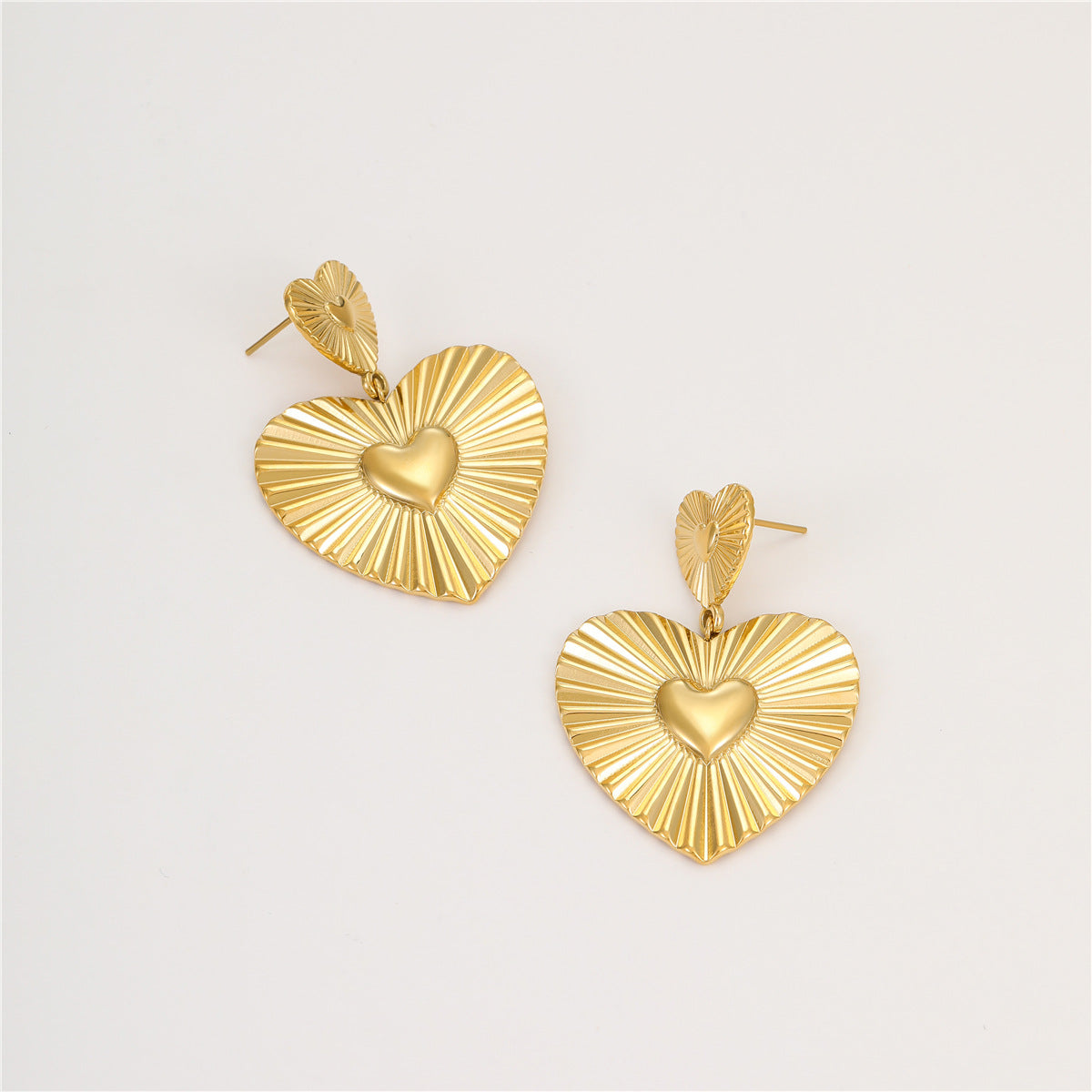 Wholesale Heart-shaped texture Stainless Steel Earrings
