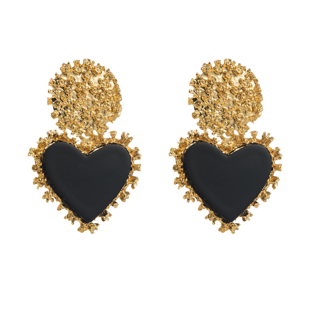 Wholesale Vintage resin heart-shaped pendant earrings
