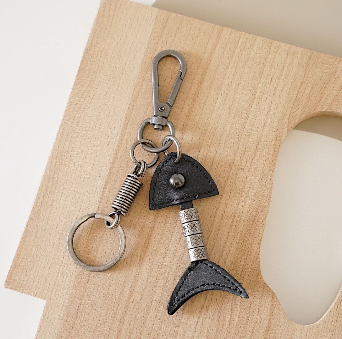 Wholesale Cowhide Zinc Alloy Eagle Dagger Metal Key Hooks