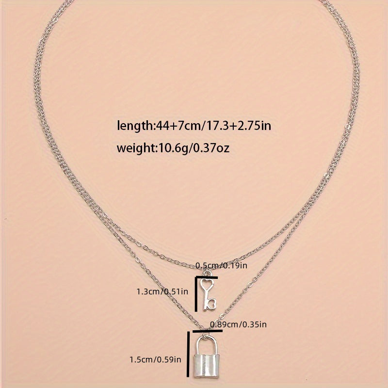 Wholesale Valentine's Day Necklace Lock with Key Women's Necklace Simple Commuter Classic with Card Greetings