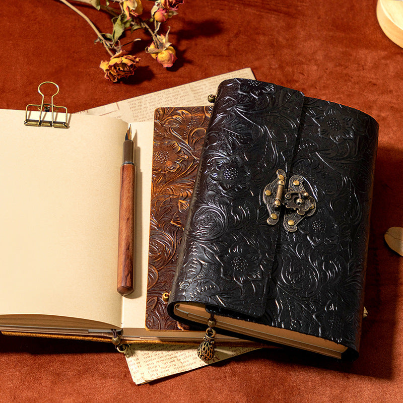 Wholesale Vintage Carved Cowhide Thickened Leather Notebook