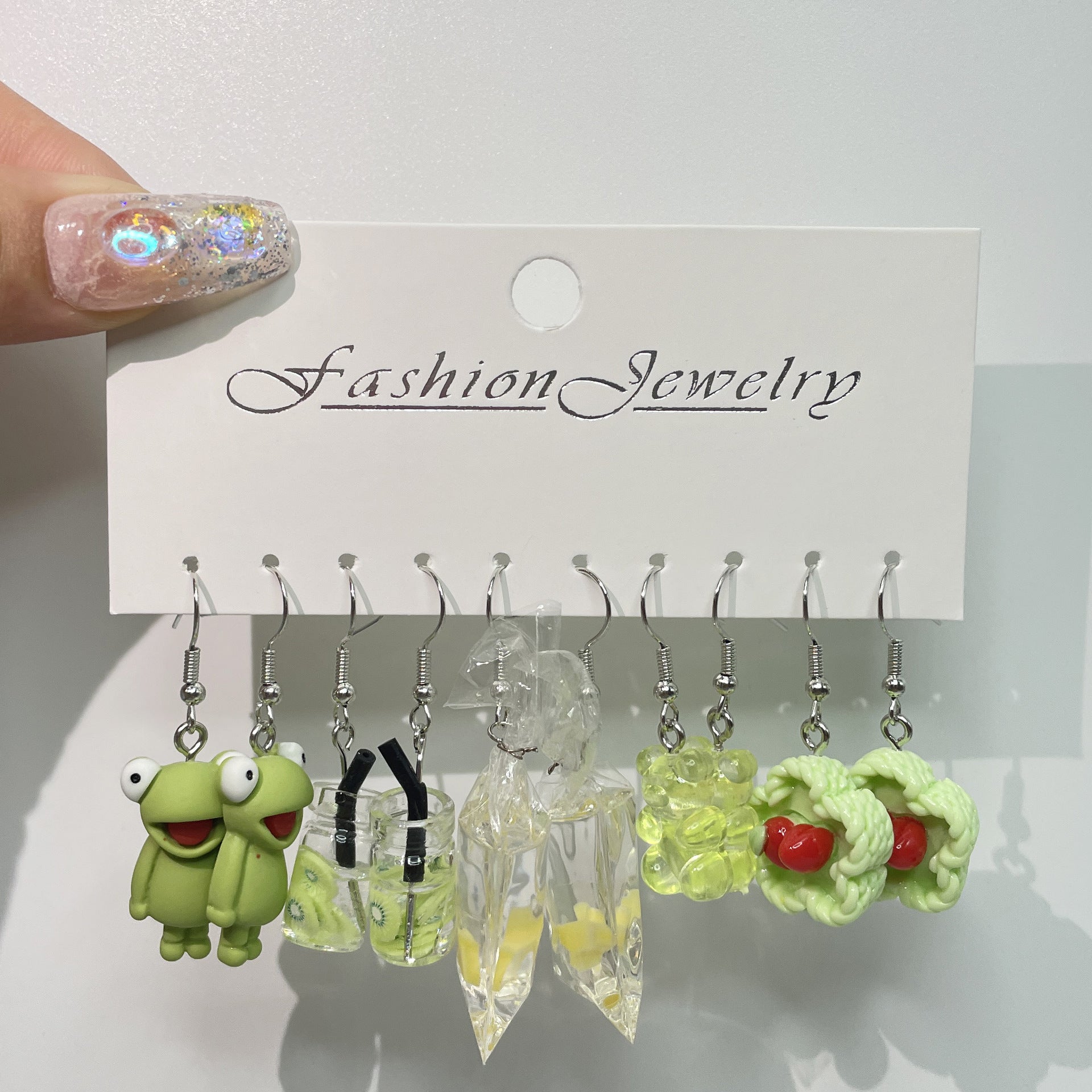 Wholesale 5pcs/pack Funny Frog Goldfish Simulated Food Play Cake Grape Peach Daisy Creative Earring Set