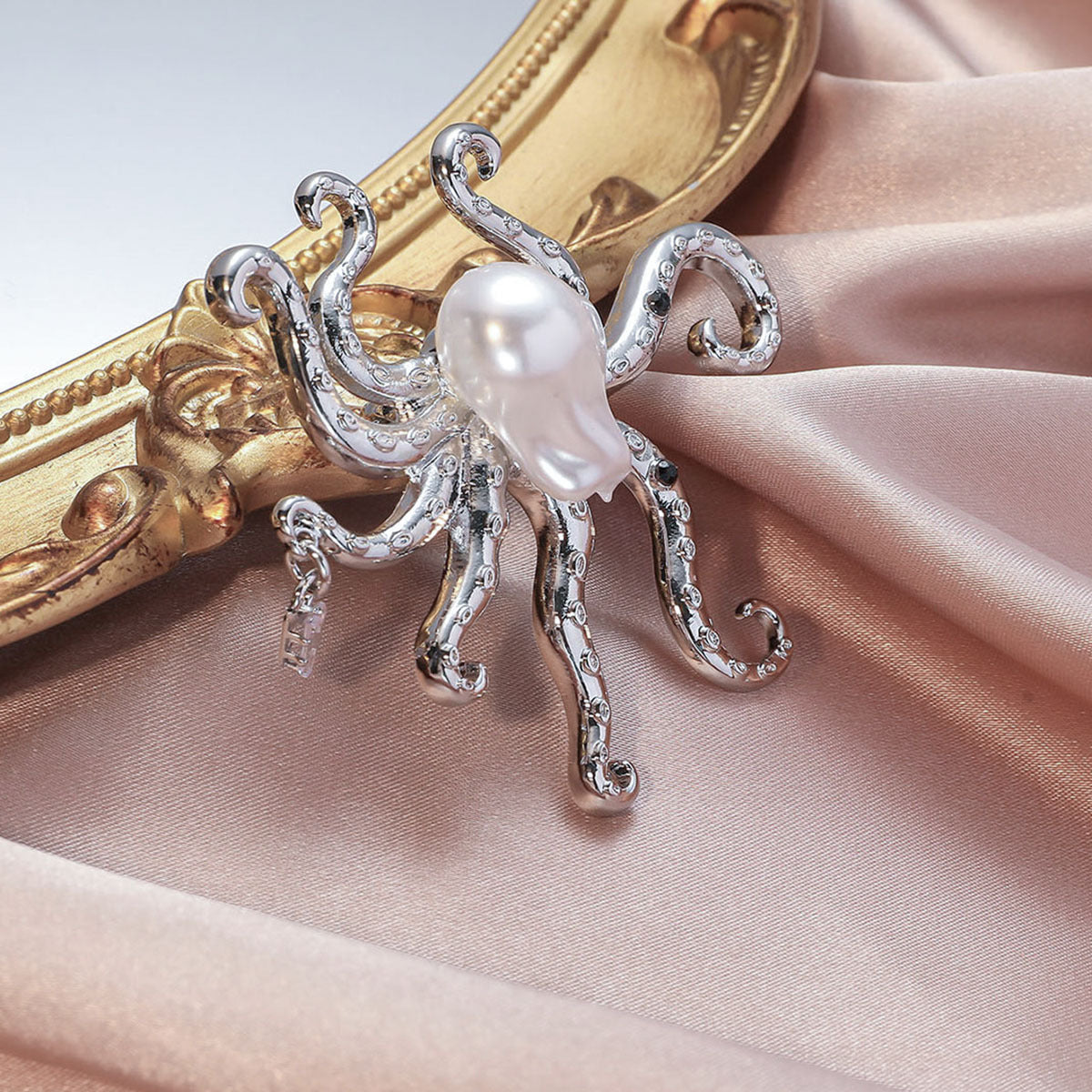 Wholesale Pearl Octopus Alloy Brooch