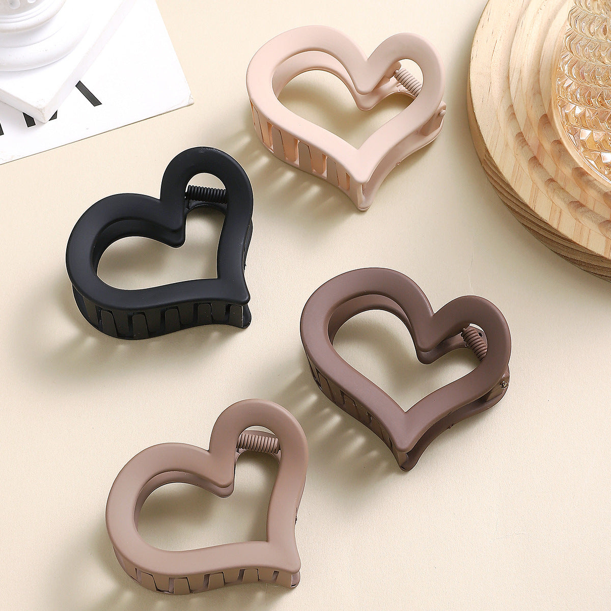 Wholesale Acrylic 4PCS Valentine's Day Maillard Style Love Clips