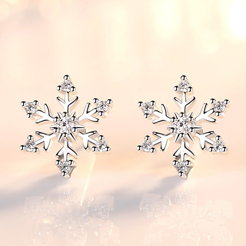 Wholesale Copper zircon hollow snowflake Valentine's Day earrings
