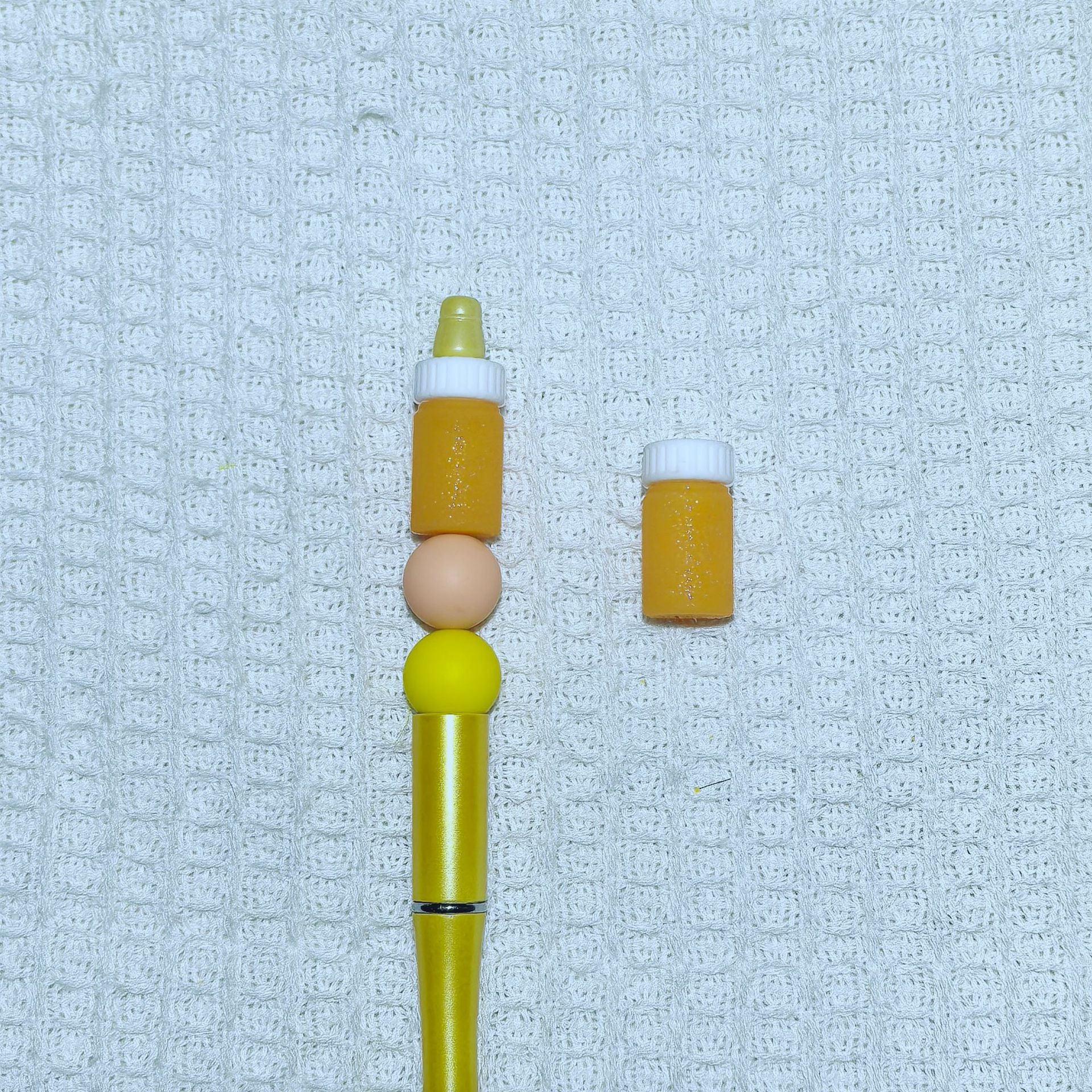 Wholesale 10pcs Three-dimensional adhesive mold bottle cap series