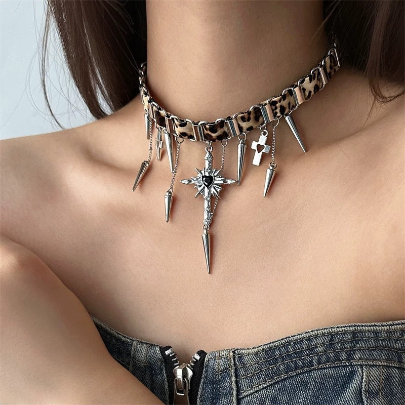 Wholesale Dark Punk Geometric Choker Rivet Collar Necklace