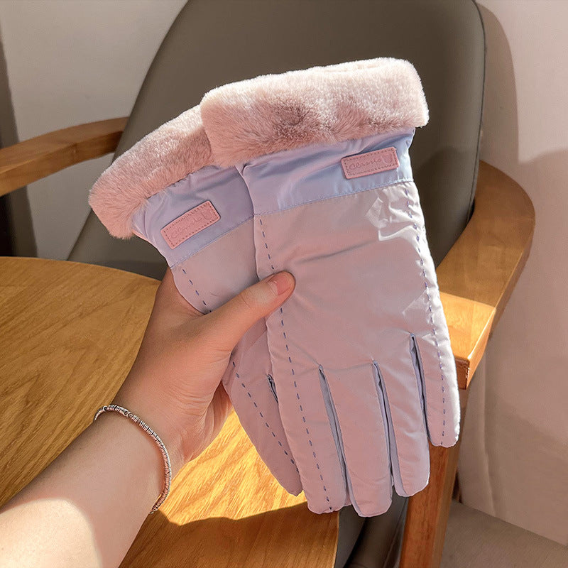 Wholesale Fleece and thickening,  warm,  wind-resistant,  waterproof,  and non-slip gloves