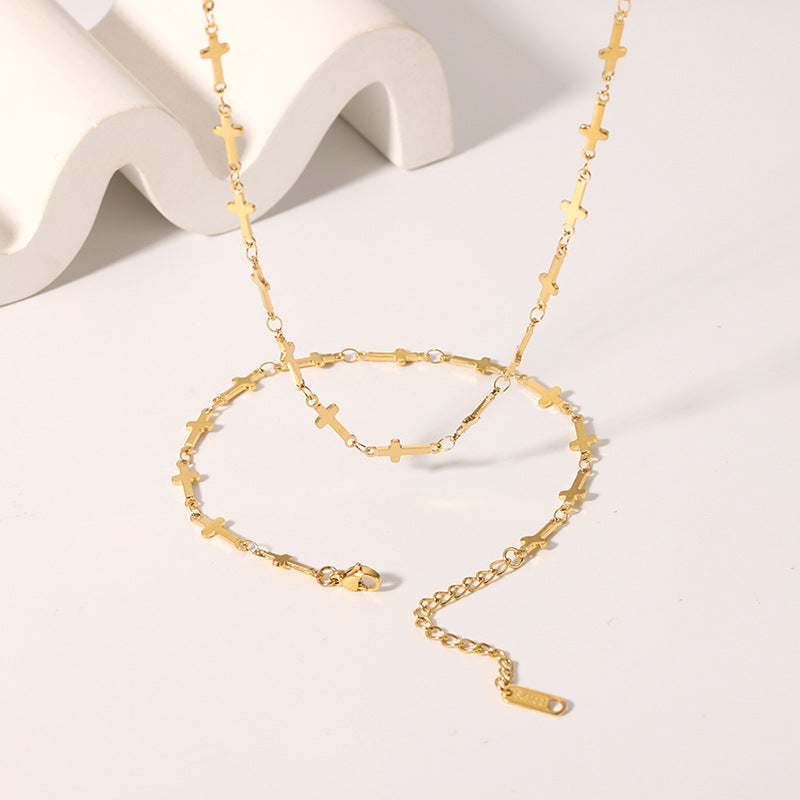 Wholesale 18k Gold Plated Titanium Steel Cross Clavicle Chain  Necklace