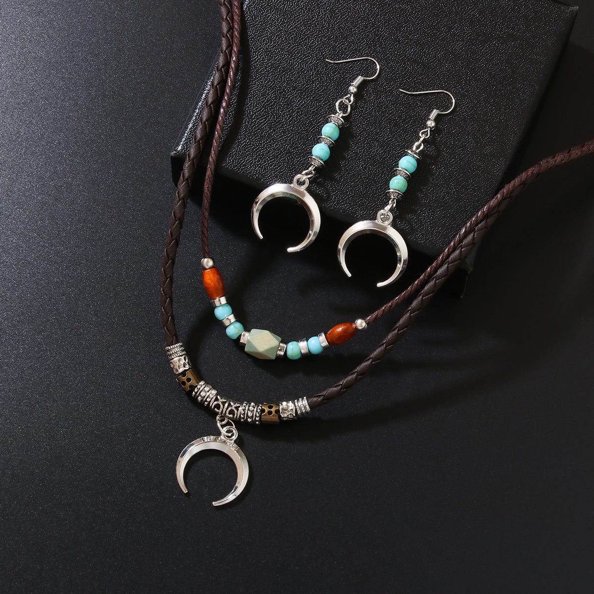 Wholesale Vintage Alloy Cross Love Wolf Tooth Pendant Beaded Necklace