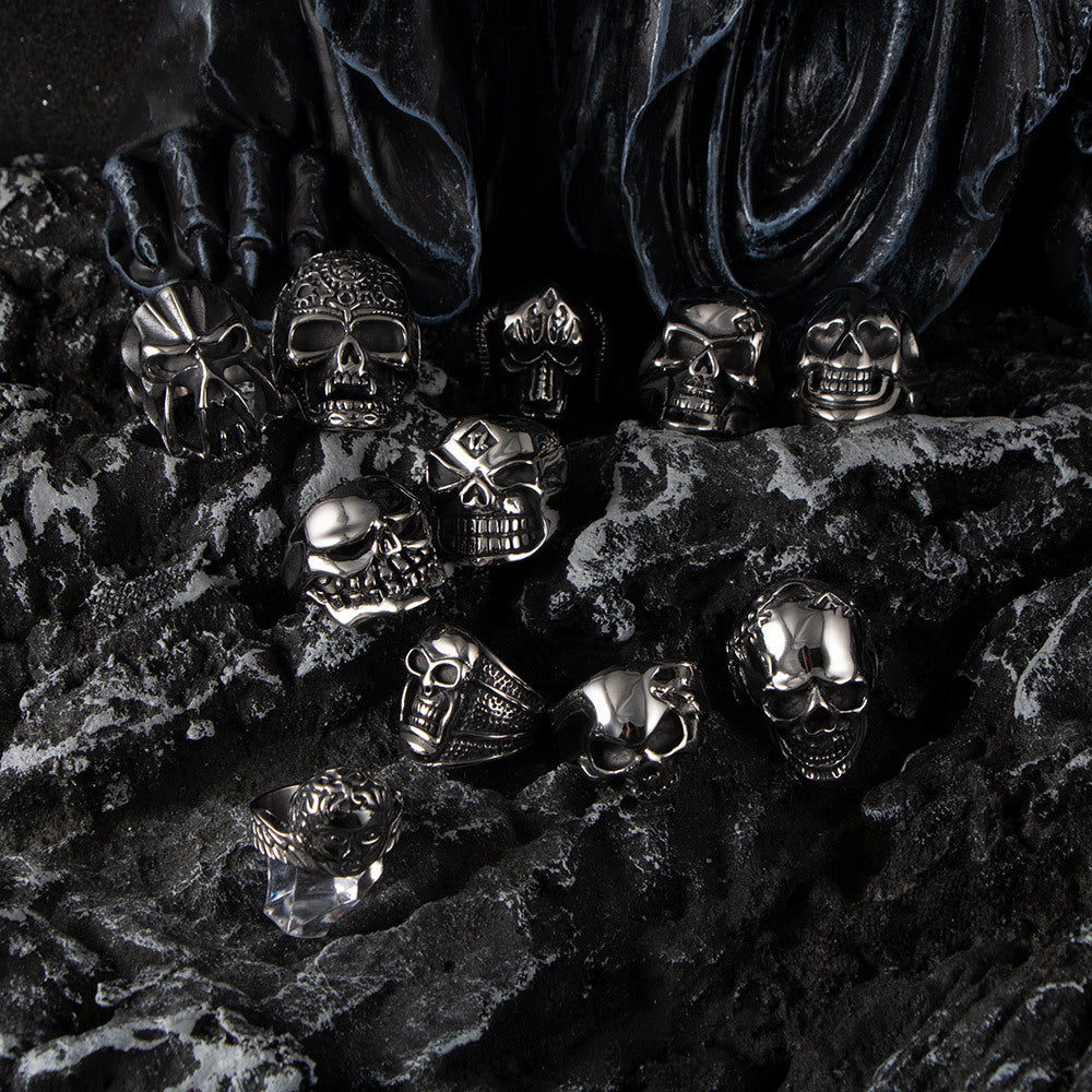 Wholesale  does not fade exquisite punk titanium steel retro skull gift men's raw stainless steel polished ring