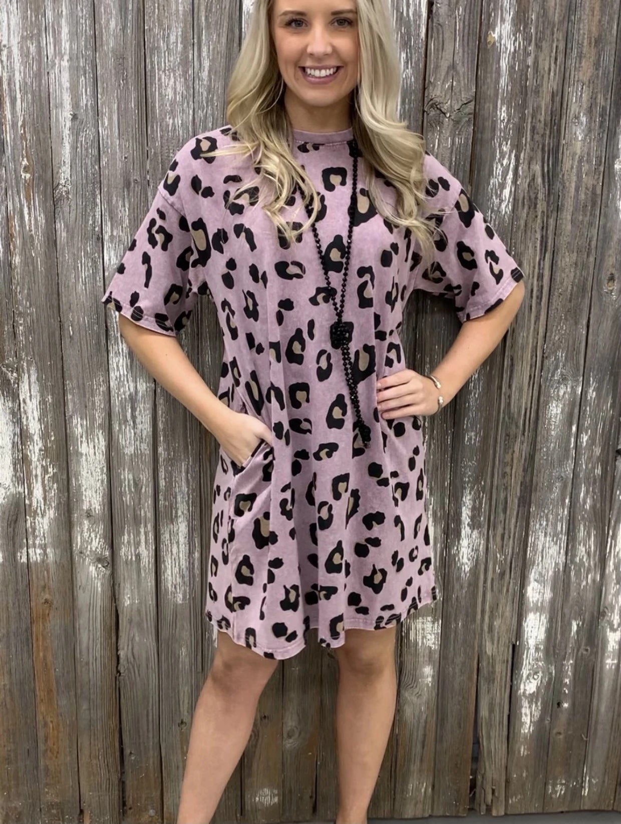 Wholesale One Step Skirt Leopard Print Round Neck Loose Dress