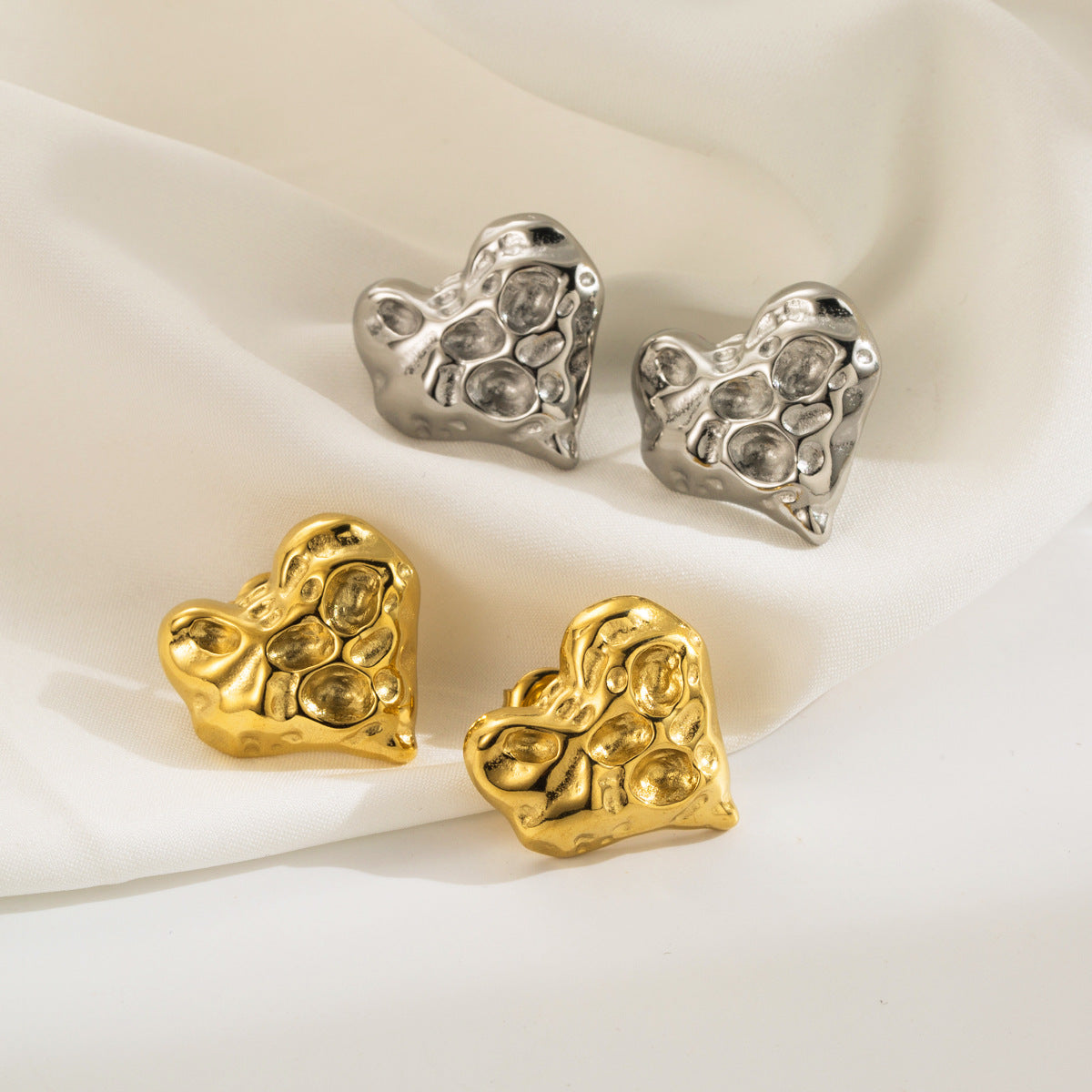Wholesale Stainless Steel Heart Hammer Pattern Earrings