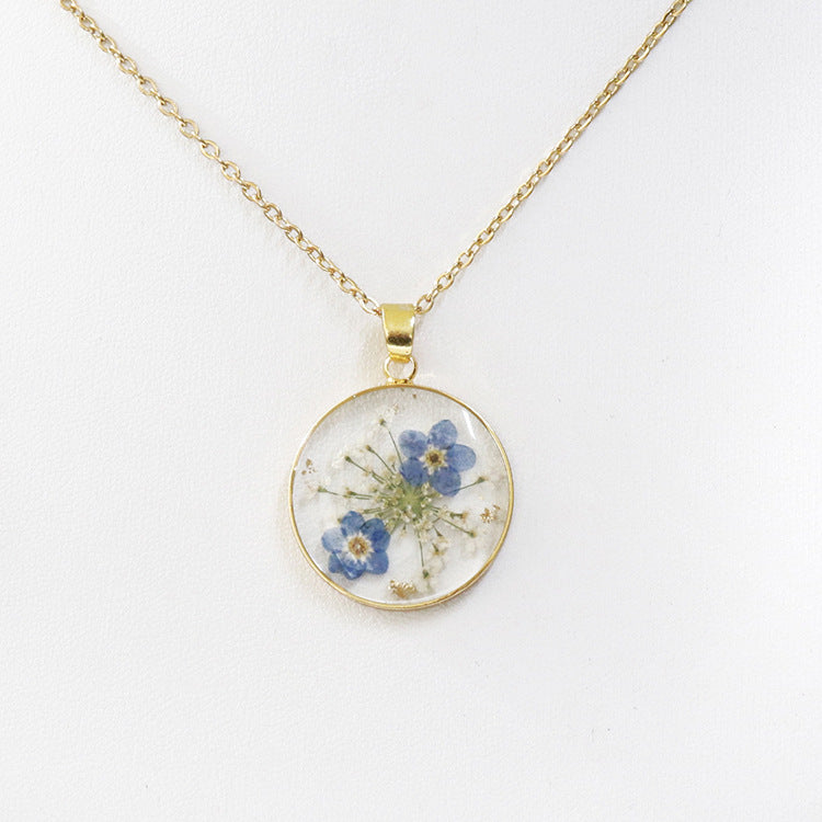 Wholesale new 6pcs/pack rose gold forget-me-not pendant real flower dried flower jewelry transparent resin crafts high-grade necklace